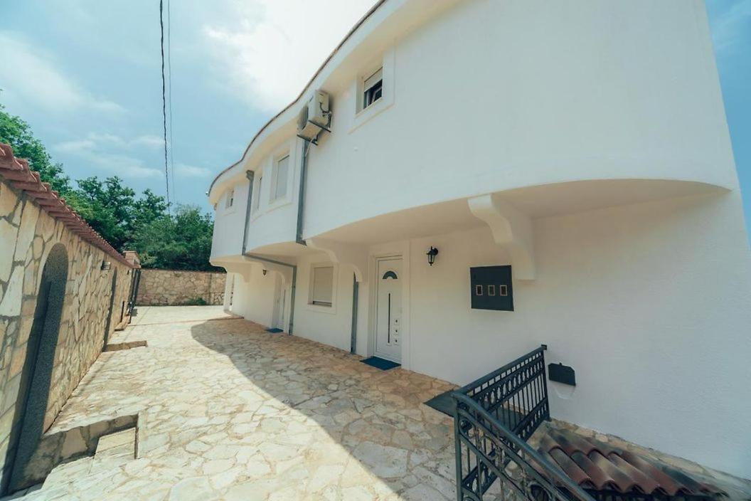באר Apartmani Buena Vista מראה חיצוני תמונה