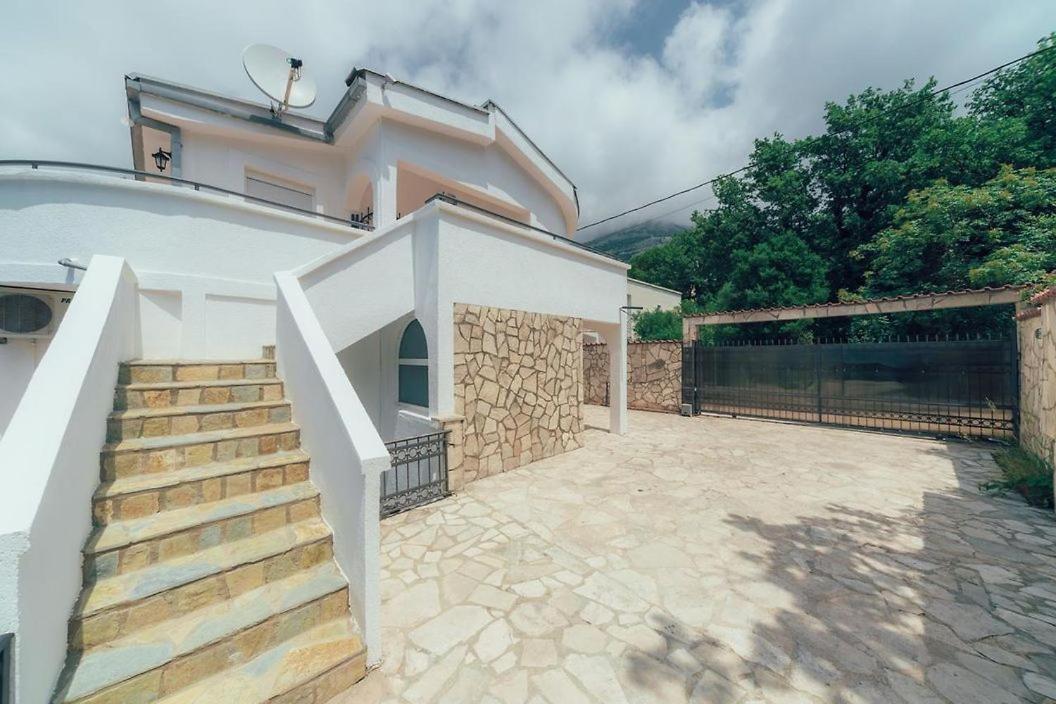 באר Apartmani Buena Vista מראה חיצוני תמונה